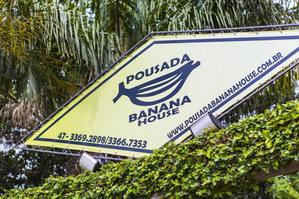 Banana House 2*